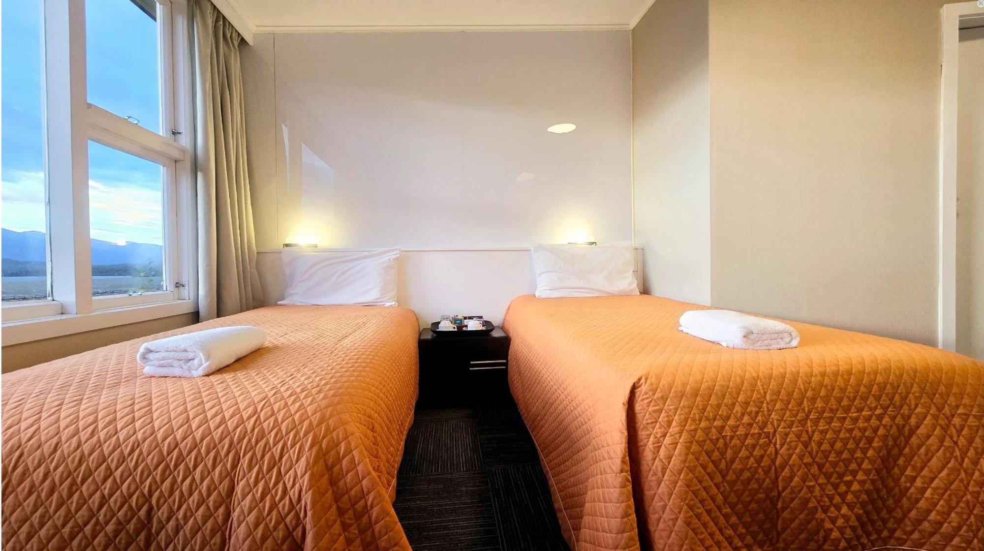 Te Anau Manapouri Lake Hotel Zewnętrze zdjęcie