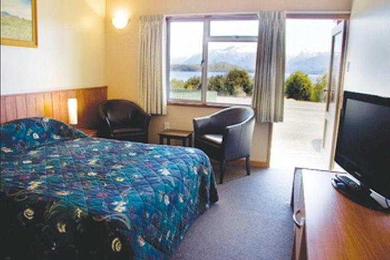 Te Anau Manapouri Lake Hotel Zewnętrze zdjęcie
