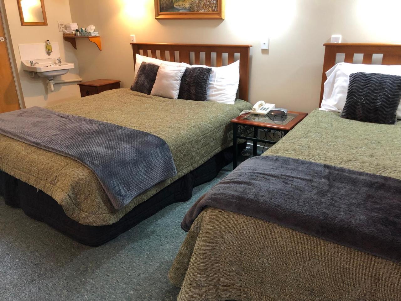 Te Anau Manapouri Lake Hotel Zewnętrze zdjęcie