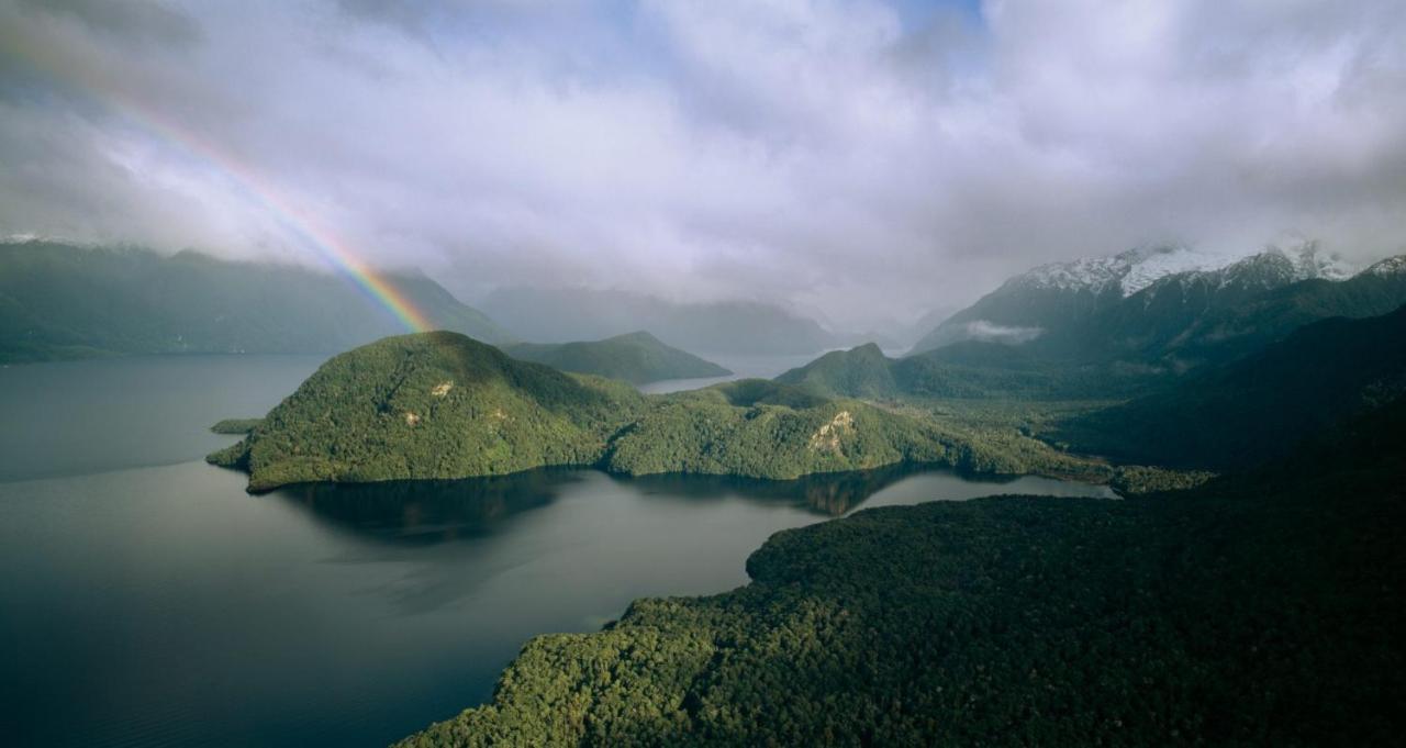 Te Anau Manapouri Lake Hotel Zewnętrze zdjęcie